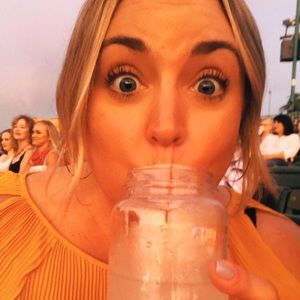 Meet your Posher, Briana